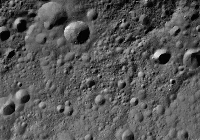 NASA image: Licinia AV-L-08