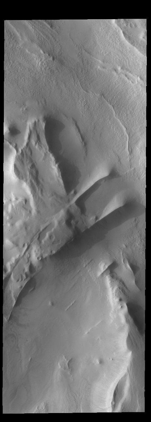 NASA image: Cavi Angusti