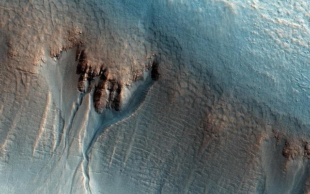 NASA image: Gullies on the Wall of an Unnamed Crater in Utopia Planitia