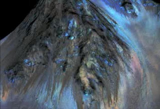 NASA image: Animation of Site of Seasonal Flows in Hale Crater, Mars