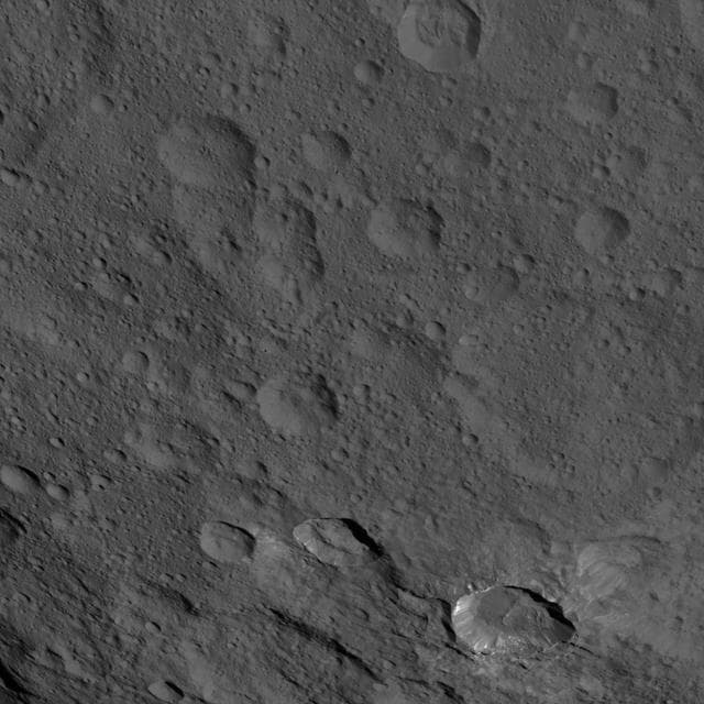 NASA image: Dawn HAMO Image 43