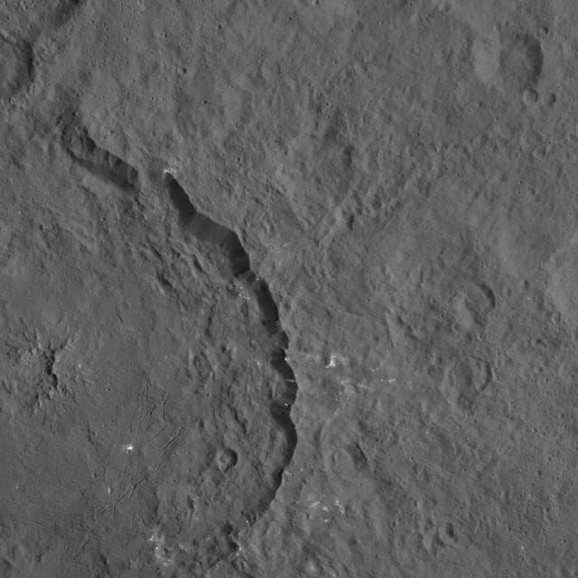 NASA image: Dawn HAMO Image 60
