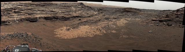 NASA image: Marias Pass, Contact Zone of Two Martian Rock Units