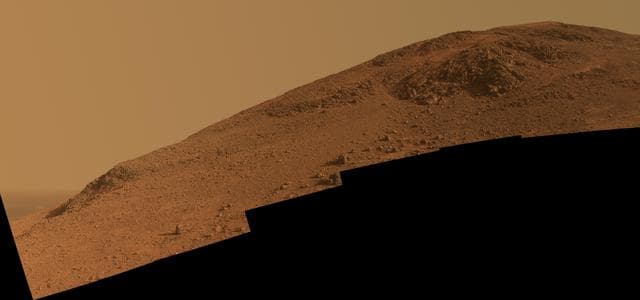 NASA image: Steep Knudsen Ridge Along Marathon Valley on Mars