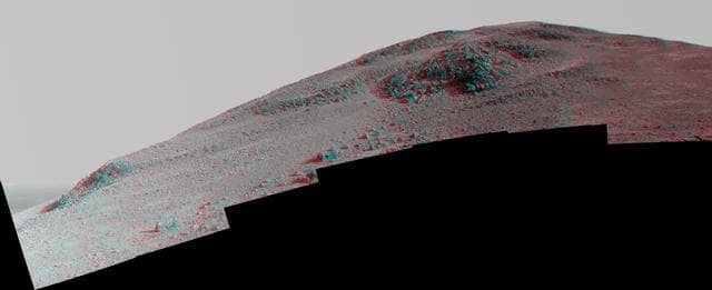 NASA image: Steep Knudsen Ridge Along Marathon Valley on Mars Stereo
