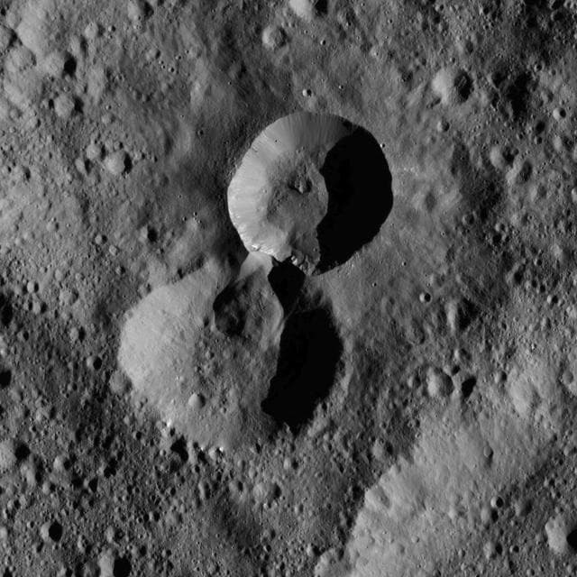 NASA image: Dawn LAMO Image 107