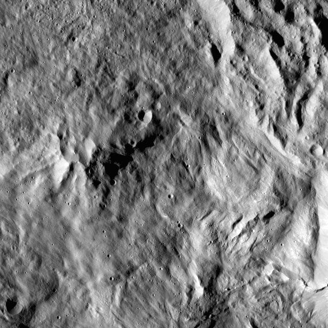 NASA image: Dawn LAMO Image 91