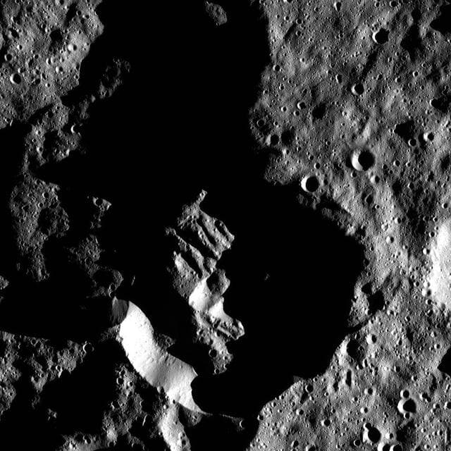 NASA image: Dawn LAMO Image 92