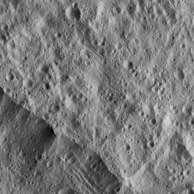 NASA image: Dawn LAMO Image 98