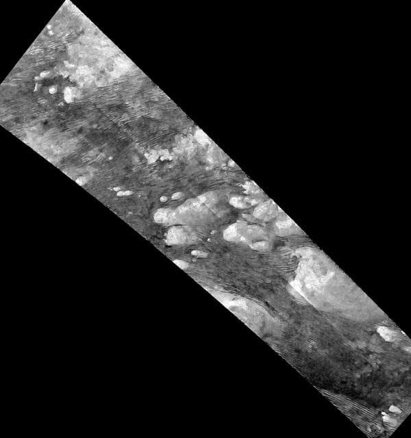 NASA image: Flowing Dunes of Shangri-La Denoised