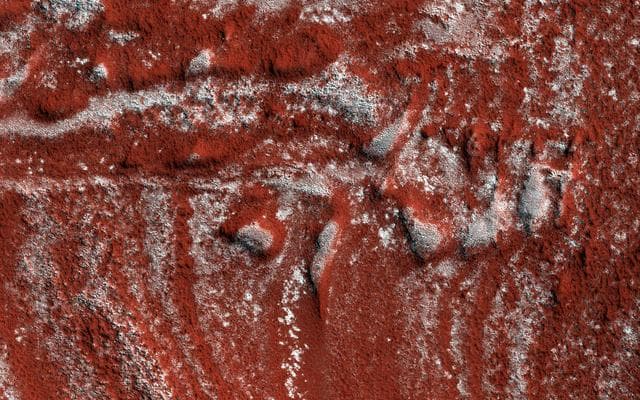 NASA image: Drag Folds in the North Polar Layered Deposits