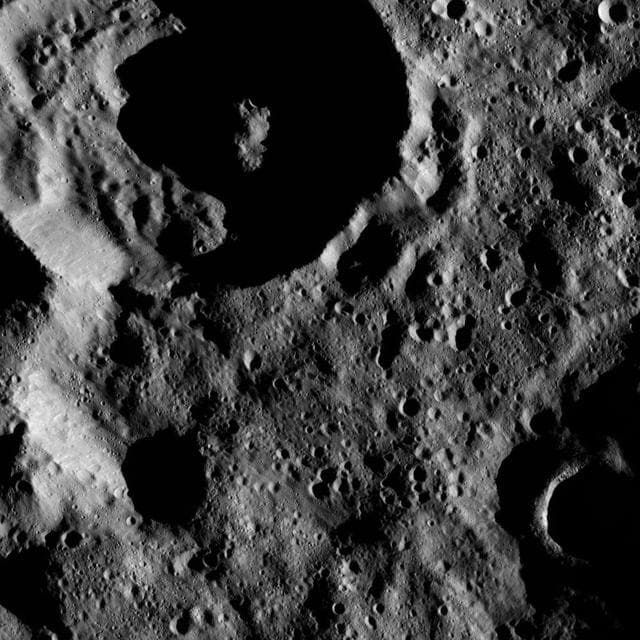 NASA image: Dawn LAMO Image 139