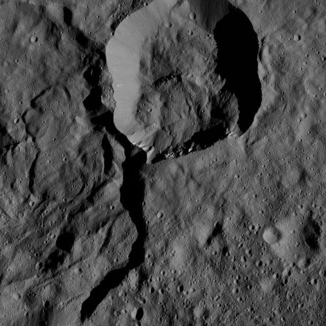 NASA image: Dawn LAMO Image 145
