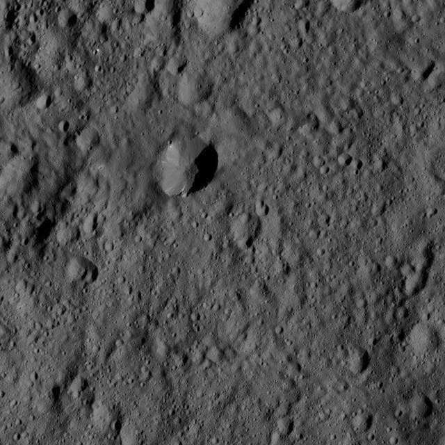 NASA image: Dawn LAMO Image 148