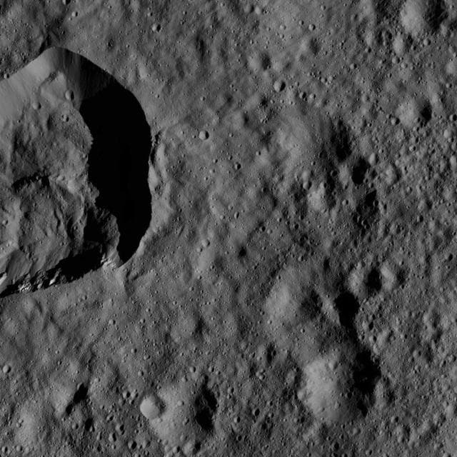 NASA image: Dawn LAMO Image 162