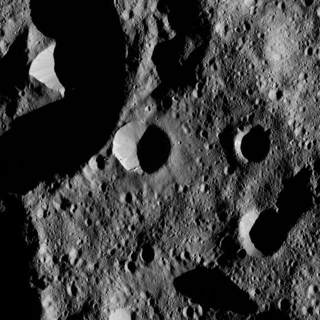 NASA image: Dawn LAMO Image 177