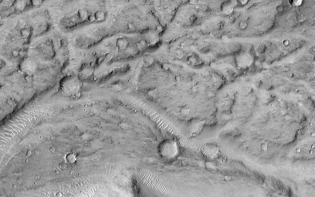 NASA image: Ancient Streamlined Islands of the Palos Outflow Channel