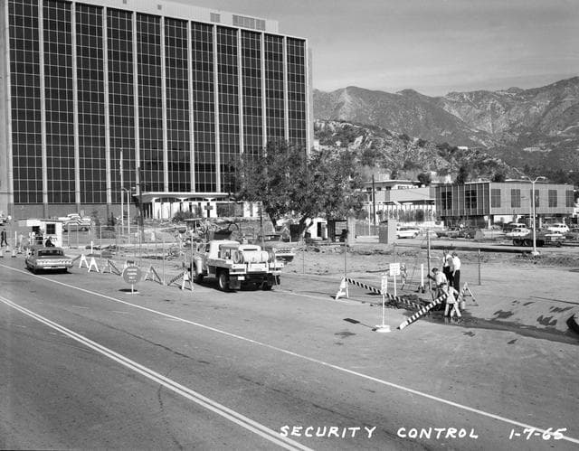 NASA image: JPL Administration Building