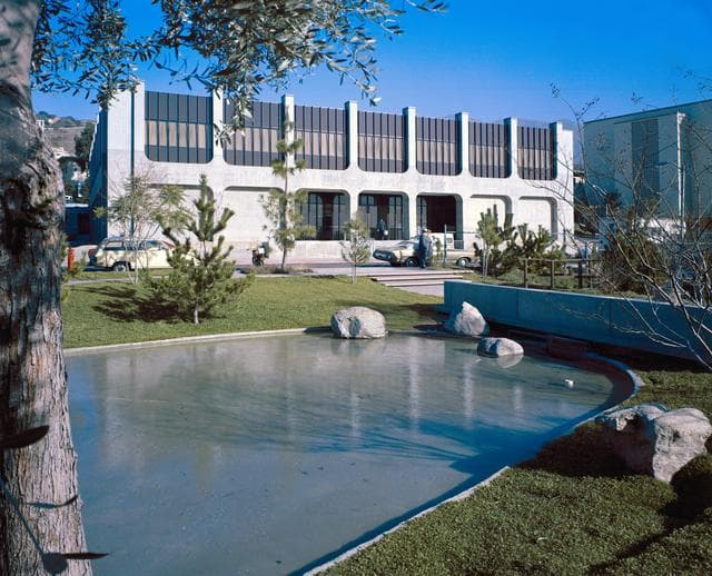 NASA image: Space Flight Support Building