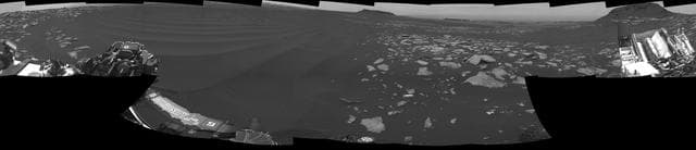 NASA image: Full-Circle Vista With a Linear Shaped Martian Sand Dune