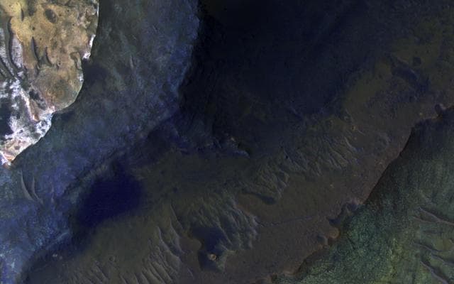 NASA image: Hematite-Rich Deposits in Capri Chasma