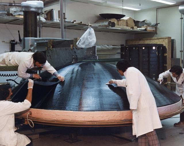 NASA image: Voyager: Antenna Dish Construction