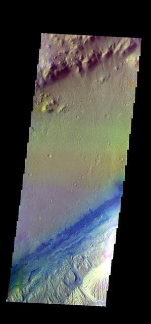 NASA image: Gale Crater - False Color