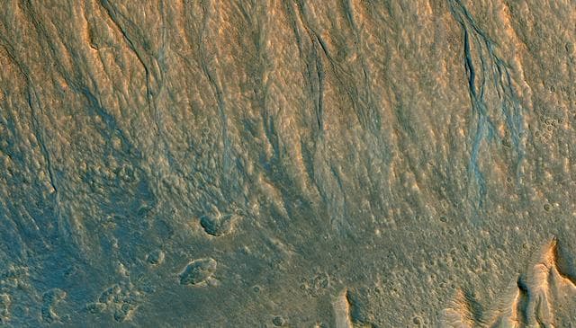 NASA image: Gullies with Color Anomalies