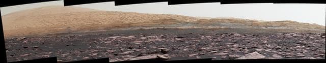 NASA image: View Toward 'Vera Rubin Ridge' on Mount Sharp, Mars