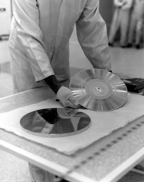 NASA image: Voyager: Preparing the Golden Record