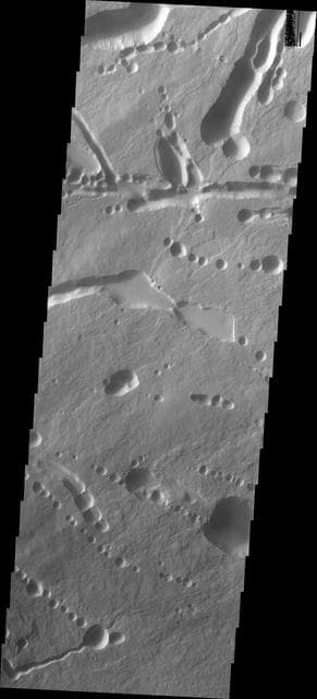 NASA image: Investigating Mars: Ascraeus Mons