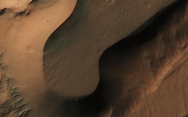 NASA image: Along the Floor of Coprates Chasma