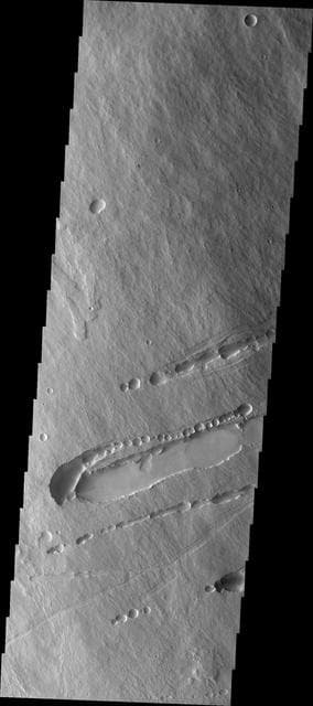 NASA image: Investigating Mars: Pavonis Mons