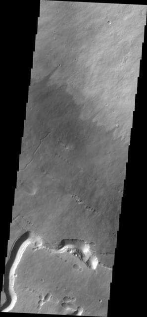 NASA image: Investigating Mars: Pavonis Mons