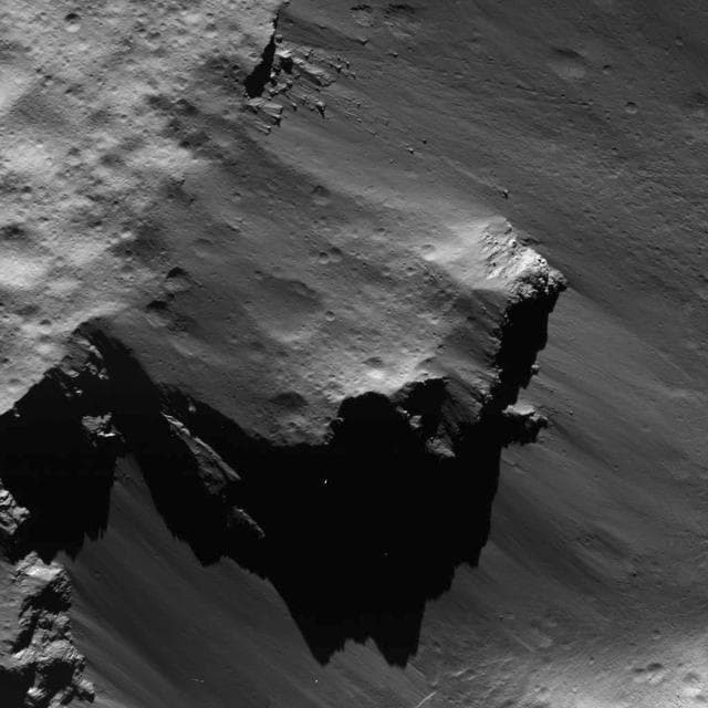NASA image: Large Block Detached from Urvara Crater's Rim