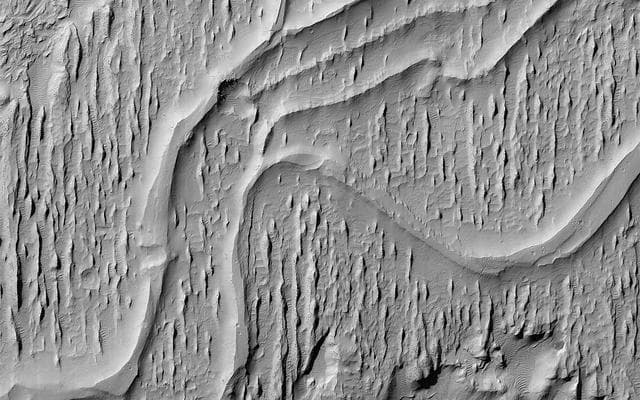 NASA image: Flowing Rivers on Ancient Mars