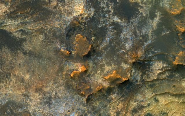 NASA image: Clay-Rich Terrain in Eridania Basin