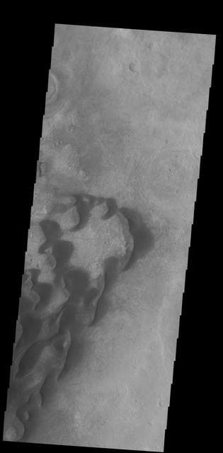 NASA image: Kaiser Crater Dunes