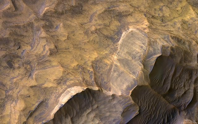 NASA image: Sandstone in West Candor Chasma