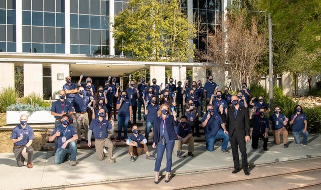 NASA image: Mars Perseverance Team, Pre-landing