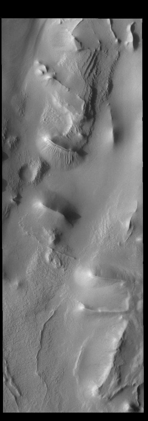 NASA image: Cavi Angusti
