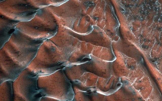 NASA image: Frosty Sand Dunes of Mars