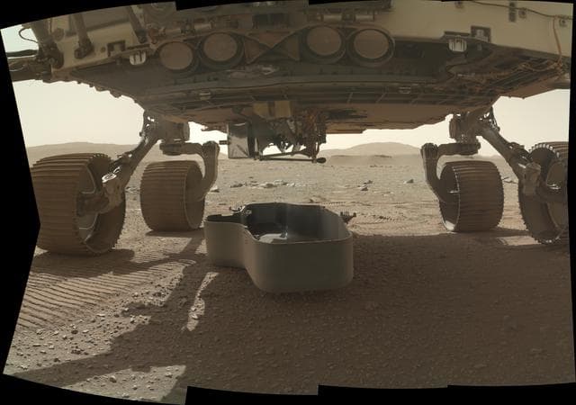 NASA image: Perseverance Rover Drops its Debris Shield