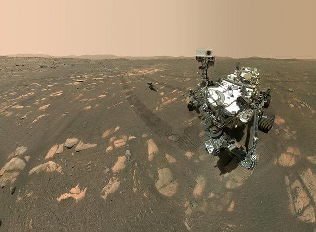 Perseverance's Selfie with Ingenuity