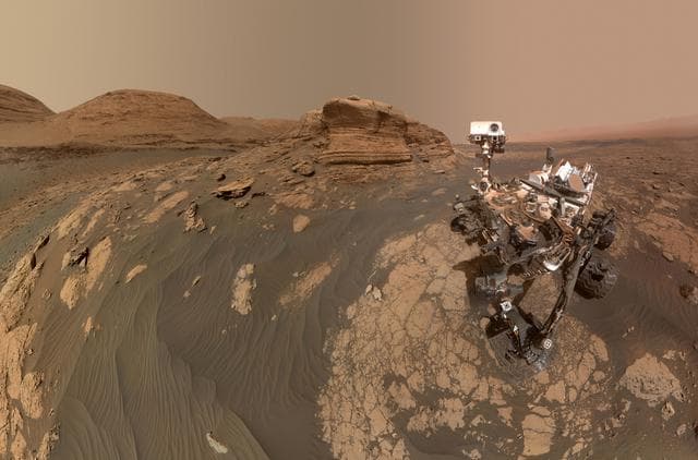NASA image: Curiosity's Selfie at Mont Mercou