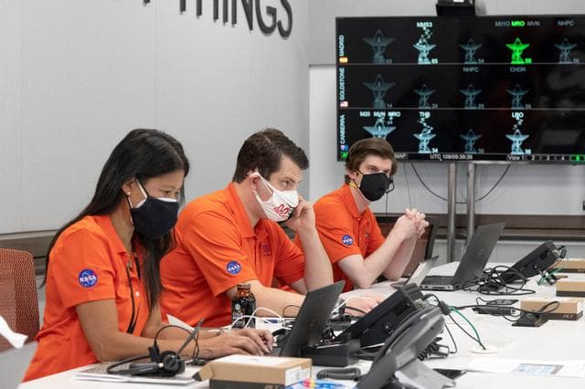 NASA image: Ingenuity's Team Waits for Data on Helicopter's First Flight