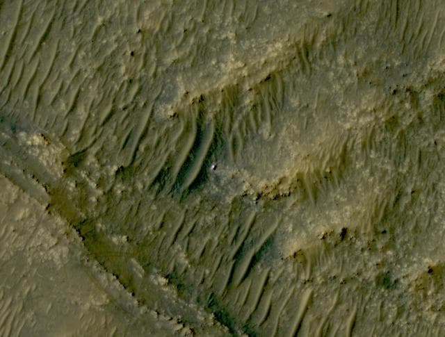 NASA image: HiRISE Spots Perseverance in South Séítah