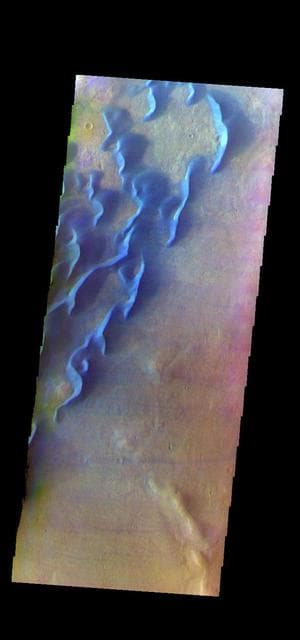 NASA image: Kaiser Crater Dunes - False Color