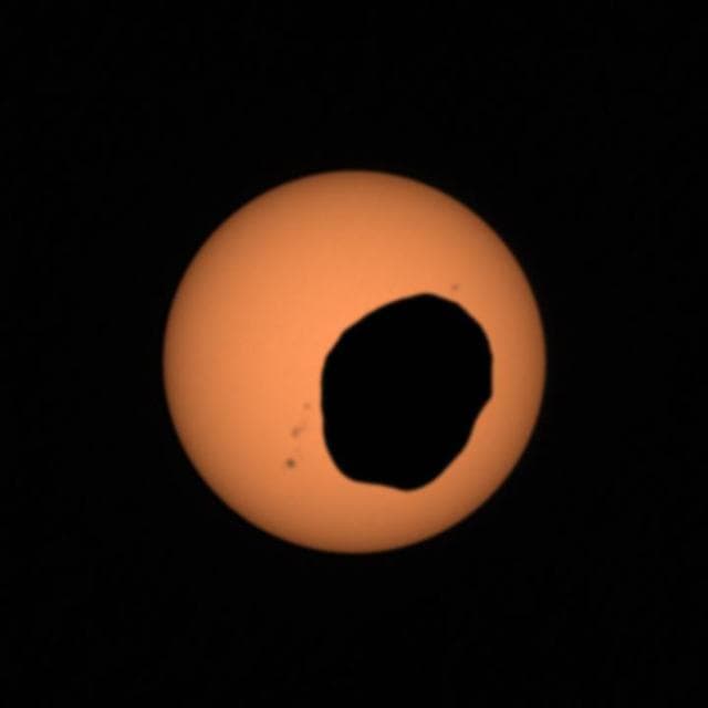 Perseverance's Mastcam-Z Captures a Phobos Solar Eclipse