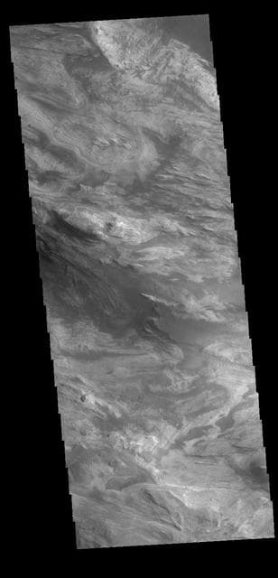 NASA image: Ceti Mensa - Western Candor Chasma